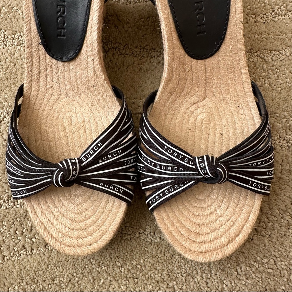 NEW Tory Burch Ribbon Strappy Wedge Espadrille Platform Sandals Navy Cream Tan 9 - Picture 10 of 16